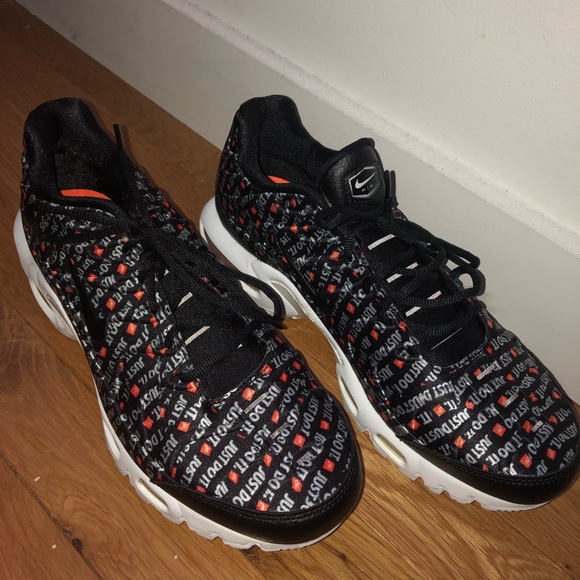 Nike WNS AIR MAX PLUS SE - Picture 1 of 5
